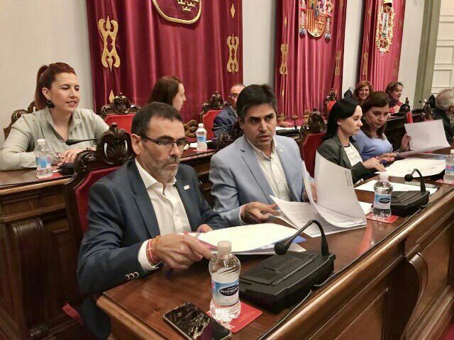 MC recuerda que el Gobierno regional (PP) anunció la Unidad de Quemados en la inauguración del Santa Lucía en febrero de 2011 - 1, Foto 1