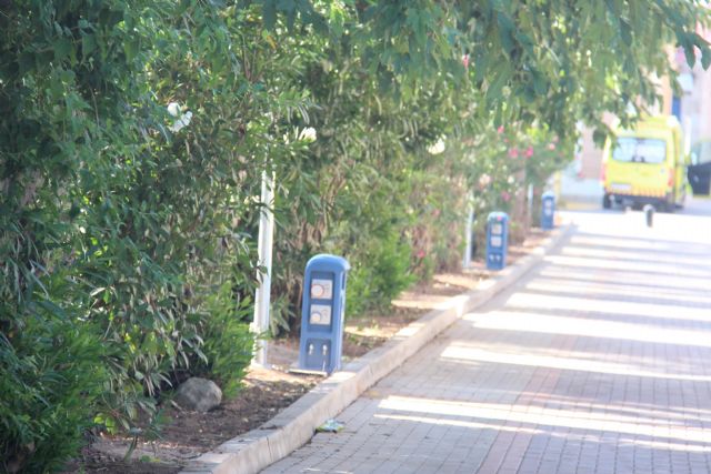 Finalizan las obras para dotar de agua, suministro eléctrico y saneamiento al Paseo Poeta Lorenzo Guardiola - 4, Foto 4