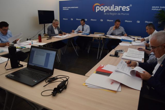 Acuerdo del PP, PSOE y Ciudadanos con la Ley del Mar Menor tras pactar la ampliación de la zona protegida de 500 a 1.500 metros - 2, Foto 2