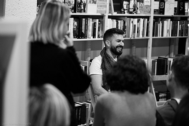 Entrevista con Christian Martínez Silva, autor de Sin más respuesta que el silencio - 1, Foto 1