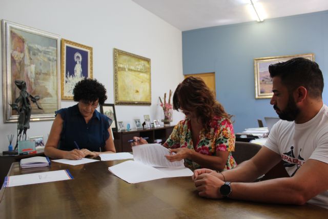 El Ayuntamiento de Puerto Lumbreras renueva su compromiso con el baile a través de la firma del convenio con la Asociación Riá Pitá - 3, Foto 3