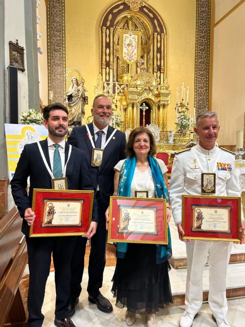 La presidenta de la UCAM, nombrada Dama de Honor de la Archicofradía de la Virgen del Carmen - 1, Foto 1