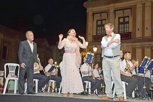 La Banda Sinfónica Municipal de Sevilla interpretó por primera vez la zarzuela completa ‘El dúo de la Africana’ durante el tradicional recital extraordinario de la víspera de la procesión de la Virgen de los Reyes - 4, Foto 4