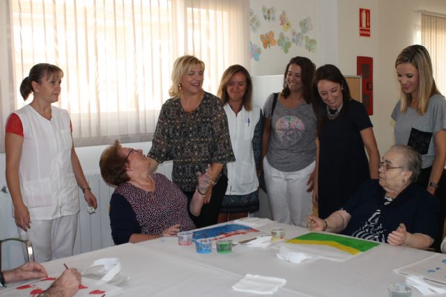 Visita de la Consejera de Familia e Igualdad de Oportunidades - 3, Foto 3