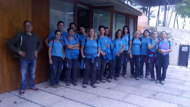 Las alumnas del Programa Mixto de Empleo-Formación ´Jardines de Bullas´ visitan el CEAMA - 1, Foto 1