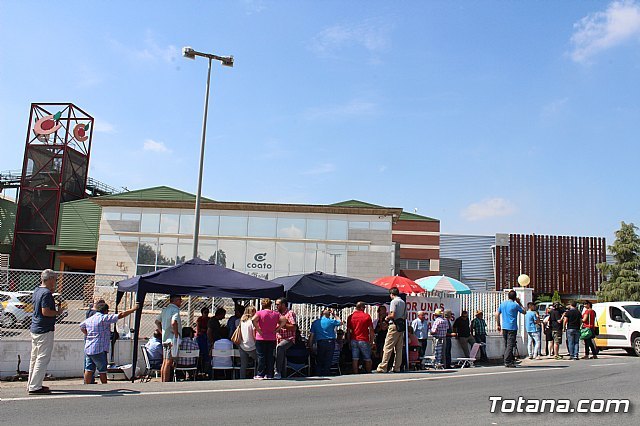 El alcalde de Totana se ofrece a mediar en el conflicto entre los socios cooperativistas productores de almendra y COATO, Foto 2