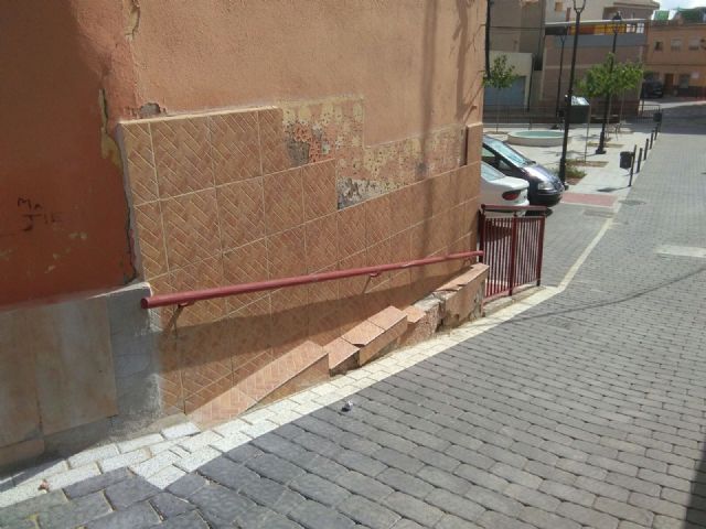 El PSOE denuncia imbornales simulados en la calle y obras mal acabadas en la Ramblilla de Tejares del Barrio de San Cristóbal de Lorca - 1, Foto 1