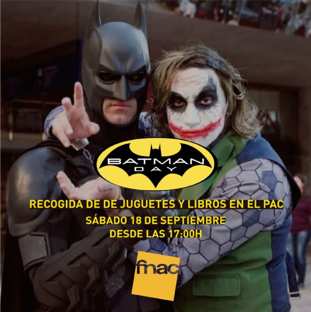Batman reaparece en la FNAC de Nueva Condomina por una causa solidaria - 1, Foto 1