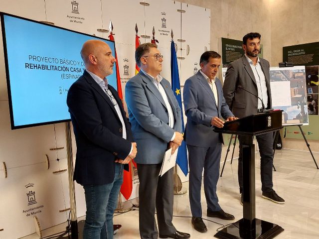 La Torre Falcón será rehabilitada gracias a una negociación entre el gobierno local y Ginés Ruiz, portavoz del grupo municipal Podemos - 4, Foto 4