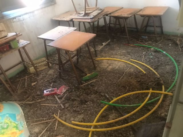 El PP respalda las demandas de los vecinos de La Escarihuela y exige la ejecución inmediata de actuaciones de mantenimiento ante el vergonzoso abandono que sufre la pedanía - 1, Foto 1