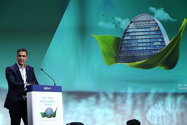 El presidente del Gobierno, Pedro Sánchez, durante su intervención en el acto de inauguración del II BBVA Sustainability Forum. | Foto: Moncloa/Fernando Calvo, Foto 1