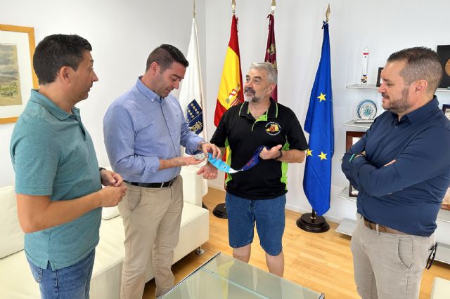 El alcalde Pedro José Noguera recibe a Cándido Osorio, plata en bádminton de los Juegos Mundiales de Policías y Bomberos - 1, Foto 1
