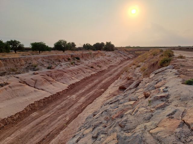 La CHS ultima la reparación del dominio público hidráulico en la rambla de El Albujón - 1, Foto 1