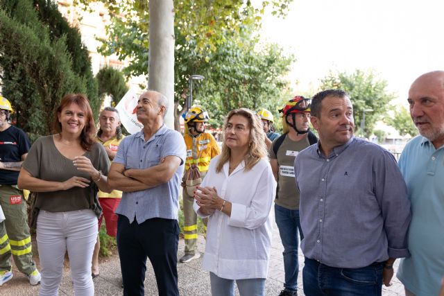 Carmina Fernández exige al Gobierno regional que se reúna con los bomberos forestales y atienda sus reivindicaciones - 1, Foto 1