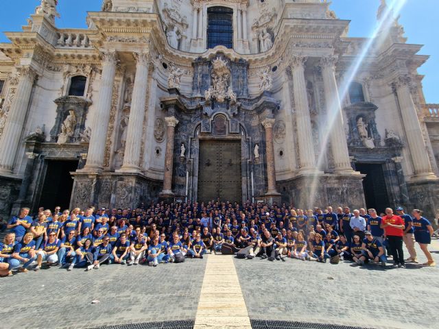 Peregrinos de Esperanza: el PAS de la UCAM recorre a pie el camino jubilar hasta la Catedral de Murcia - 1, Foto 1