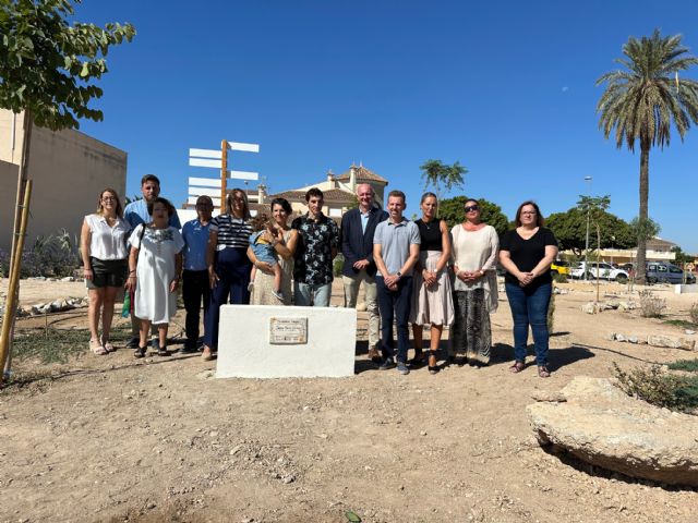 Sembrando Valores jardín homenaje a Mayte Defruc fundadora de Prometeo - 5, Foto 5