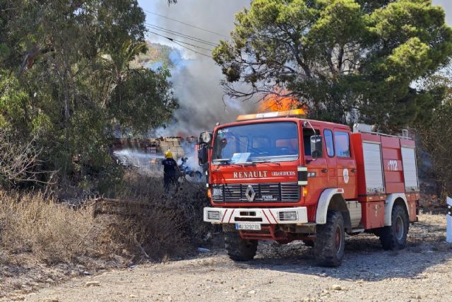Controlado un conato de incendio forestal en la carretera de La Unión a Portmán - 1, Foto 1