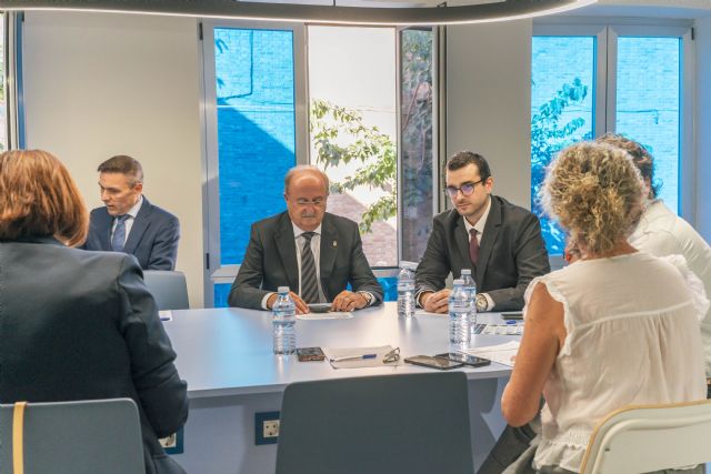 JECC lanza el programa �Padrino Empresarial� con respaldo institucional y empresarial