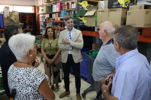 El Ayuntamiento apoya la labor de Cáritas Parroquial mediante el proyecto Cesta Solidaria - 3, Foto 3