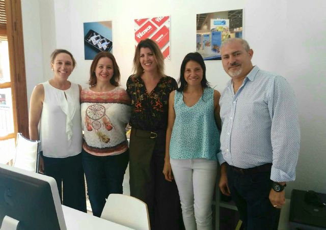 Una asociada de ASECOM inaugura la agencia de marketing, dise&ntilde;o y comunicación Welike marketing - 2, Foto 2