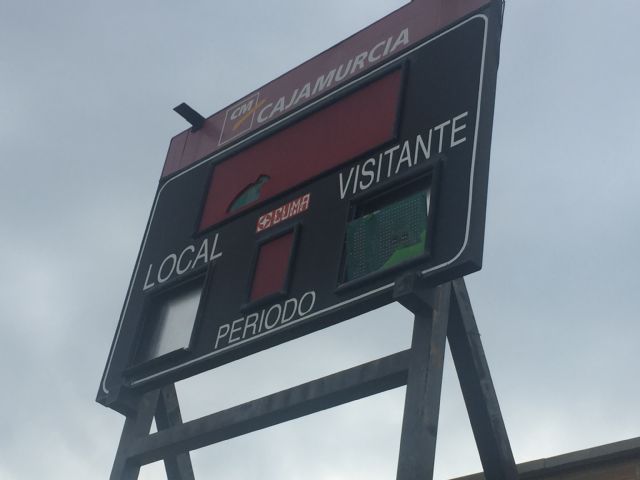 El PSOE reprocha a la concejalía de Deportes que tire balones fuera y no invierta en la adecuación de instalaciones municipales - 1, Foto 1