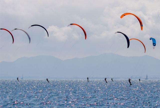 Alex Climent, Xantos Villegas y Carlos Puig, podio en el I Open Kitefoil FVRM Terramovil-Terra Fecundis - 4, Foto 4