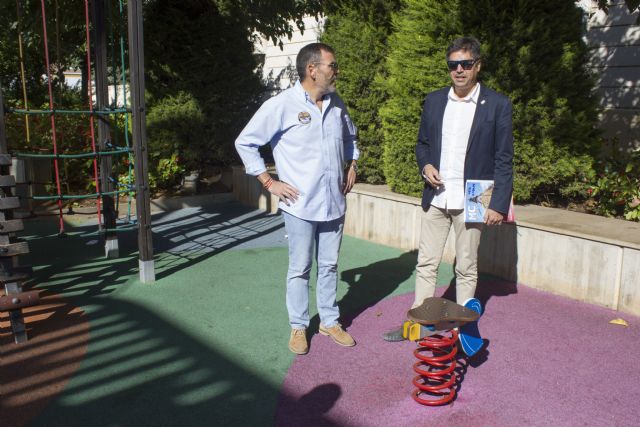 MC: Los parques infantiles del municipio siguen sin mantenimiento desde el pacto de La Trinca - 2, Foto 2