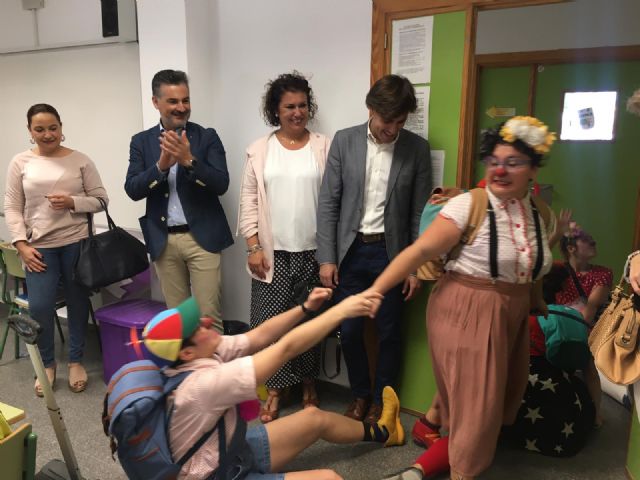 Sonrisas en las aulas de Los Alcázares - 2, Foto 2