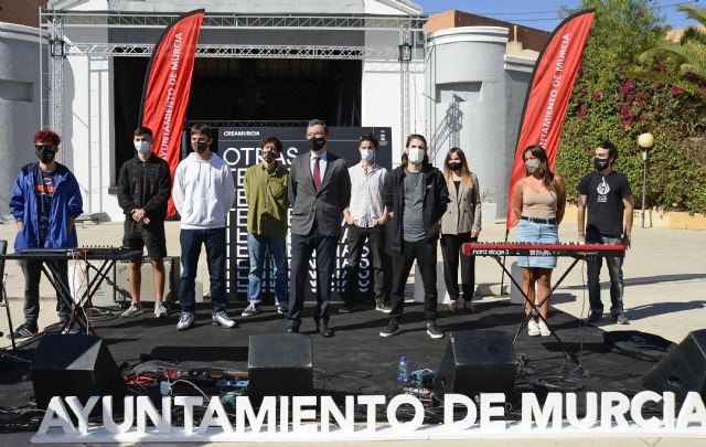 Colors, Aixa Sáez Escolano y Yaz Veh disputarán la final del CreaMurcia Otras Tendencias este sábado - 1, Foto 1