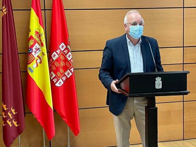 Mario Gómez exhibe su incongruencia al prorrogar tres veces un contrato que considera ilegal - 1, Foto 1