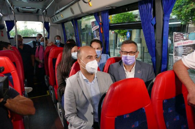 El servicio gratuito de transporte público urbano arranca hoy viernes 15 de octubre en Molina de Segura - 2, Foto 2