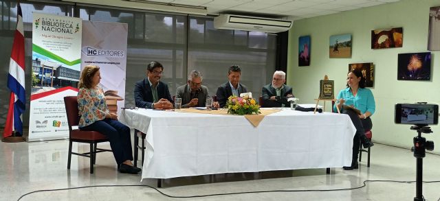 Presentación del libro Lo raro, los raros y las rarezas - 2, Foto 2