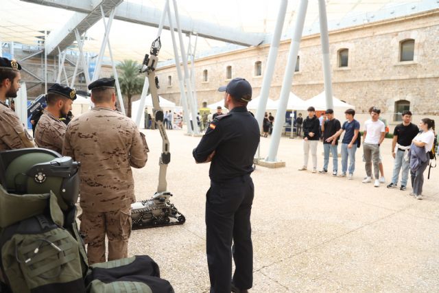 Policías y militares señalan en la UPCT las oportunidades para situar a Cartagena en la vanguardia tecnológica de Seguridad y Defensa - 1, Foto 1