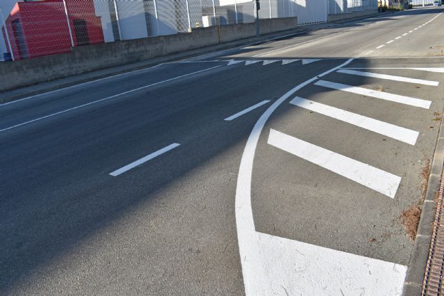 Continúa el repintado de la señalización horizontal en diversas calles del municipio - 4, Foto 4