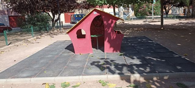 IU-Podemos denuncia la falta de actuación del PP ante los riesgos del caucho en los parques infantiles de los que advirtieron en 2024 - 3, Foto 3