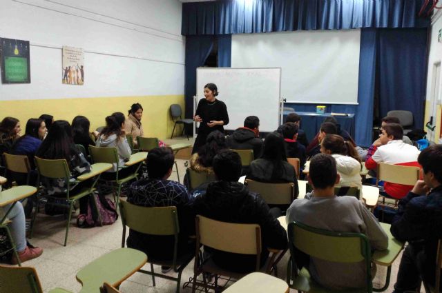 La Concejalía de Juventud desarrolla un programa de educación efectivo-sexual en centros de Secundaria - 1, Foto 1
