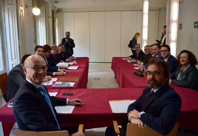 La Comunidad impulsa el desarrollo de la ZAL de Cartagena con la creación de una mesa de trabajo junto a Ayuntamiento y empresarios - 1, Foto 1