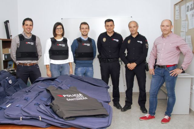 La Policía Local estrena sus primeros chalecos antibalas personalizados - 4, Foto 4