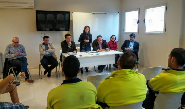 Castejon explica a los trabajadores como se va a llevar a cabo la disolucion del IMSEL - 1, Foto 1