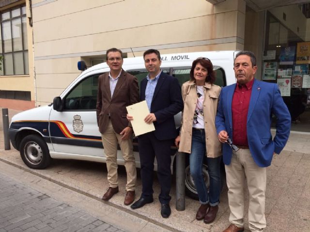 Ciudadanos exige al delegado del Gobierno medidas para reducir las listas de espera de hasta cuatro meses para expedir el DNI a los vecinos de Fuente Álamo - 1, Foto 1