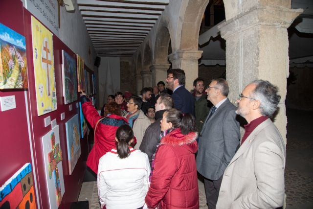 El Claustro del Castillo de Caravaca acoge la exposición 'Camino a la inclusión', con obras realizadas por personas con discapacidad - 3, Foto 3
