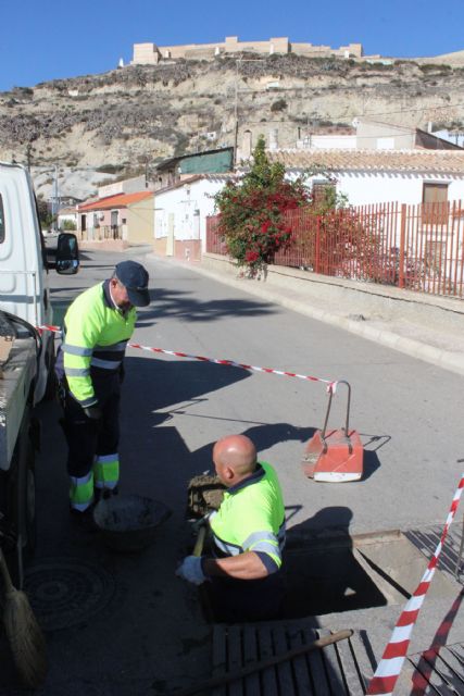 El Ayuntamiento intensifica las tareas de limpieza de imbornales - 2, Foto 2