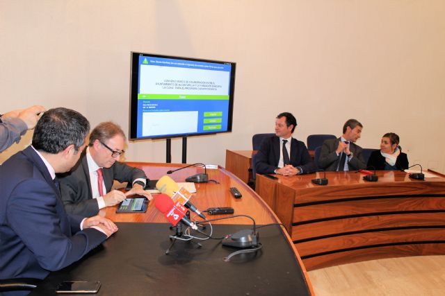 La Obra Social la Caixa y el Ayuntamiento de Alcantarilla refuerzan su alianza para luchar contra la pobreza infantil - 4, Foto 4