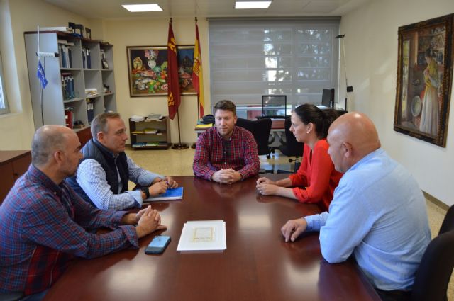 El Ayuntamiento de Fuente Álamo estudiará nuevos sistemas de gestión de purines para modernizar el sector porcino - 2, Foto 2