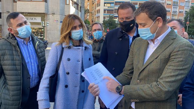 Murcia tendrá las luces de Navidad menos tiempo y las pagará el doble de caras por la mala gestión del tripartito - 2, Foto 2