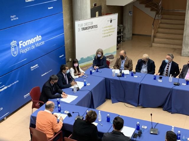 La Comunidad implantará en diciembre 40 nuevos itinerarios de transporte interurbano en las áreas metropolitanas de Murcia y Cartagena - 1, Foto 1