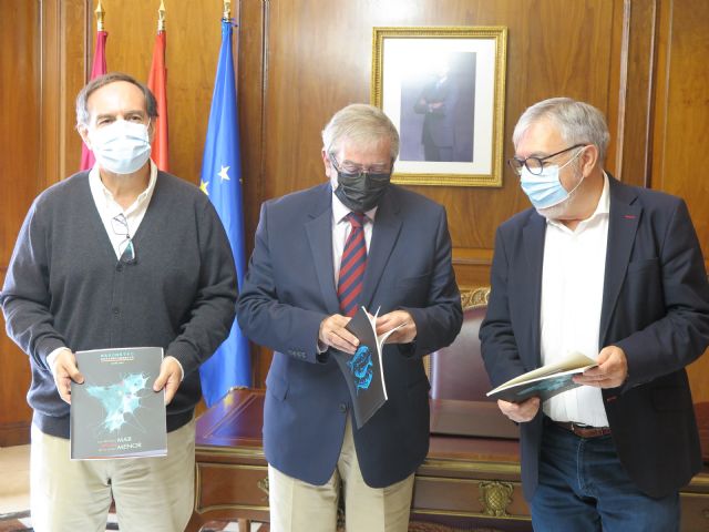 La crisis del Mar Menor es uno de los principales problemas que perciben los ciudadanos de la Región, según el barómetro de otoño del Cemop - 1, Foto 1