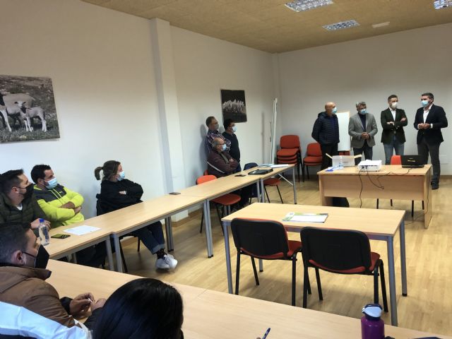 La Escuela de Pastores de la Comunidad cierra su primer ejercicio con ocho cursos impartidos y 82 alumnos - 1, Foto 1
