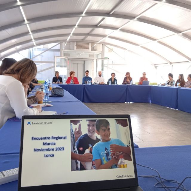 Lorca acoge la jornada anual regional de CAIXAPROINFANCIA, tomando como eje la lucha contra la pobreza infantil y la educación como motor de cambio - 2, Foto 2