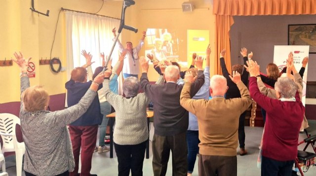 Servicios Sociales organiza actividades saludables para los mayores de Alhama de Murcia, Foto 1
